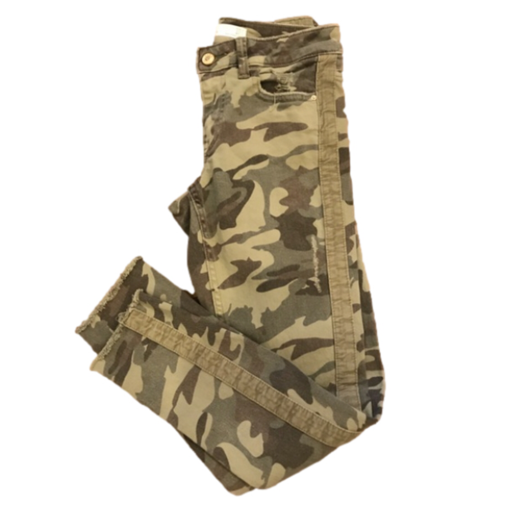 17.  Zara Camouflage skinny Jeans